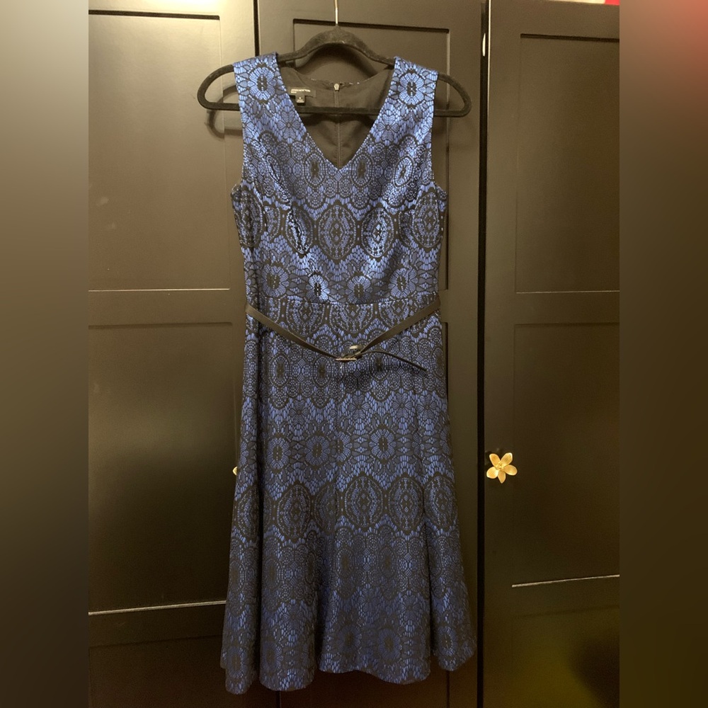 Jones New York Blue and Black Lace Midi Dress fit and flare size 4 wedding guest